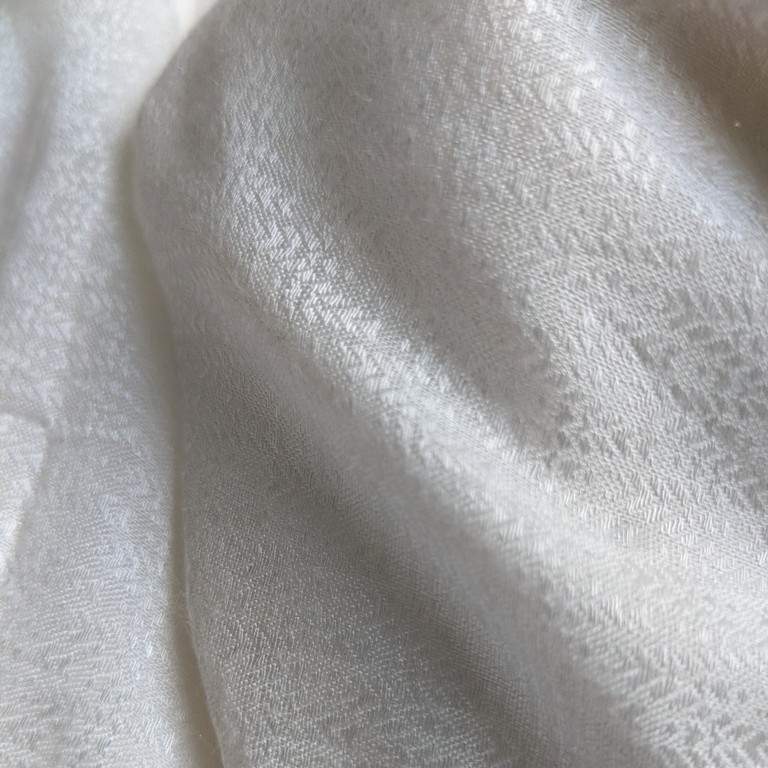 Smooth aloe vera fiber fabric surface