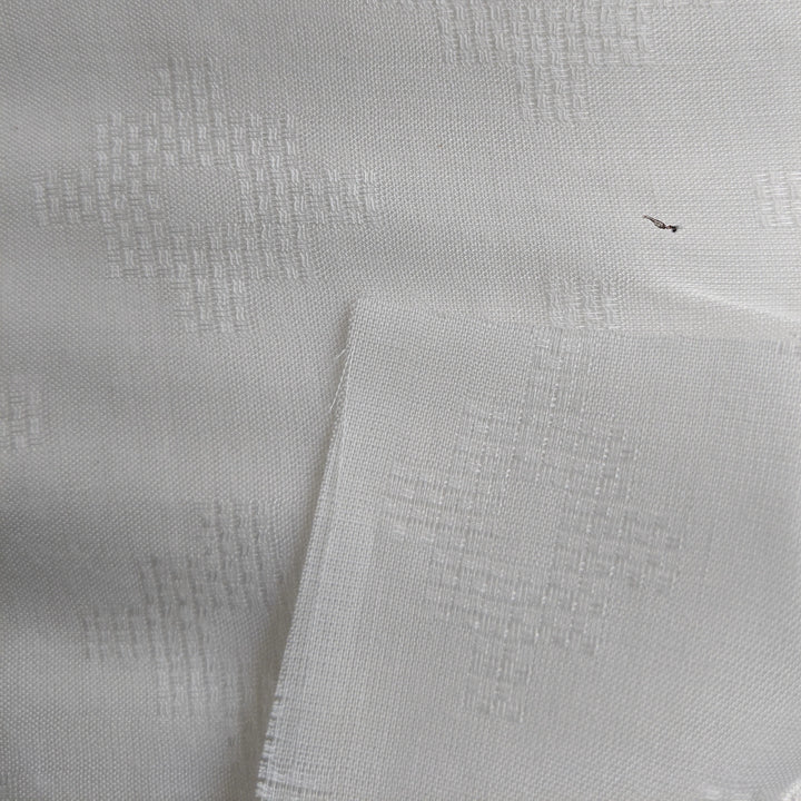 Sustainable aloe vera textile on a loom