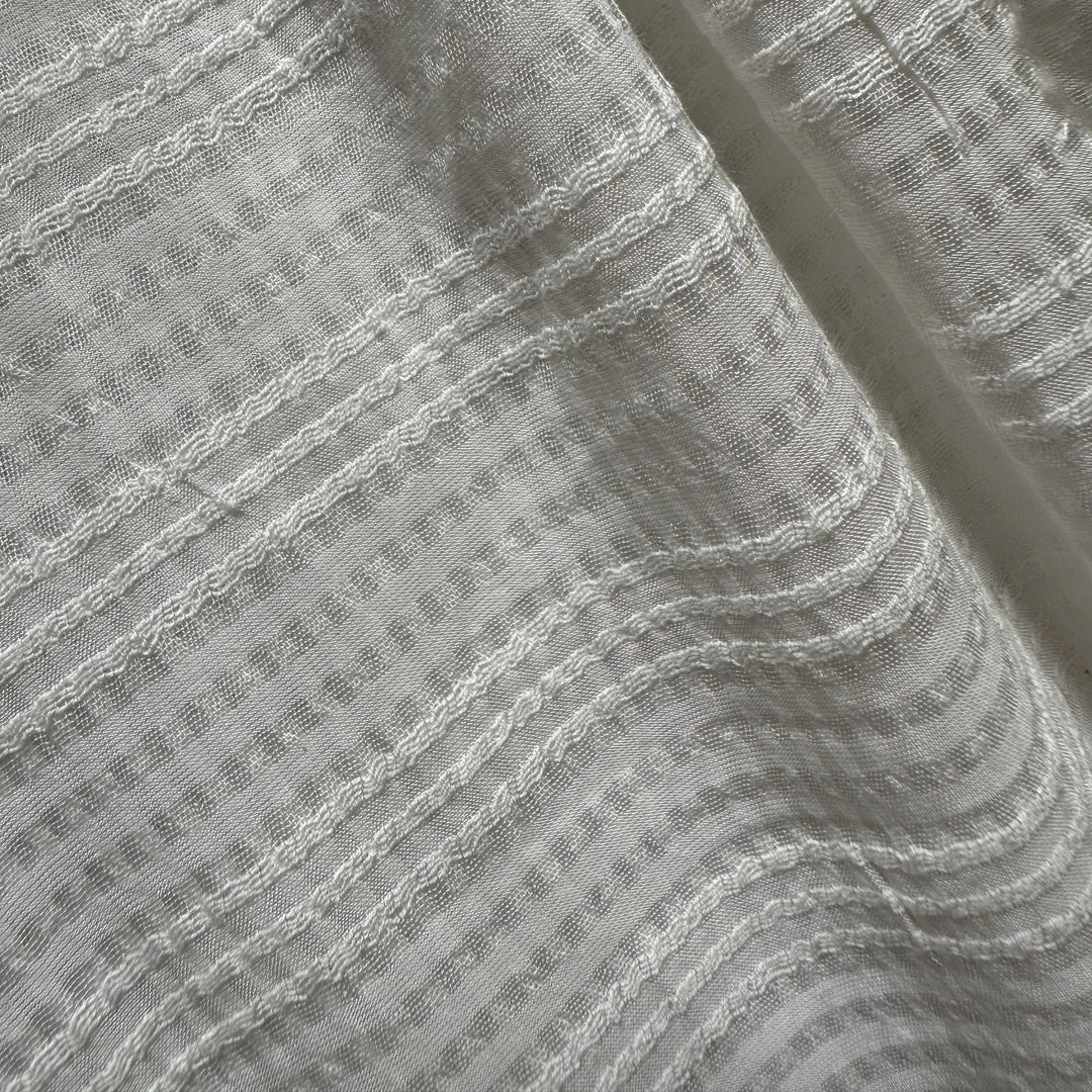 Lightweight banana fabric suitable for summer dresses