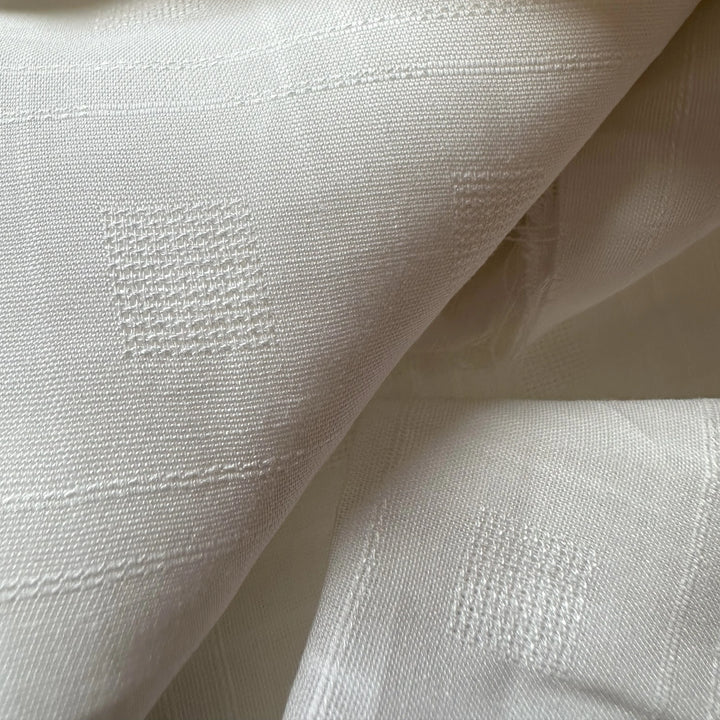 Organic Bamboo Dobby Fabric – Textured weave ideal for women’s tops