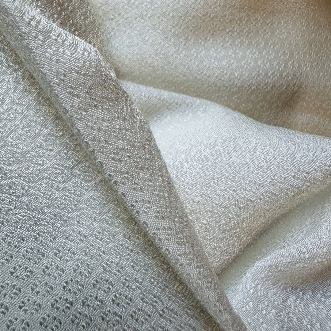 100% Organic Eucalyptus Fabric – Soft and Sustainable Textile for Bedding