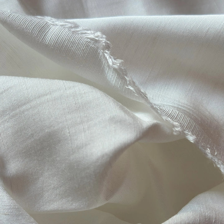 100% Organic Eucalyptus Fabric – Soft and Sustainable Textile for Bedding