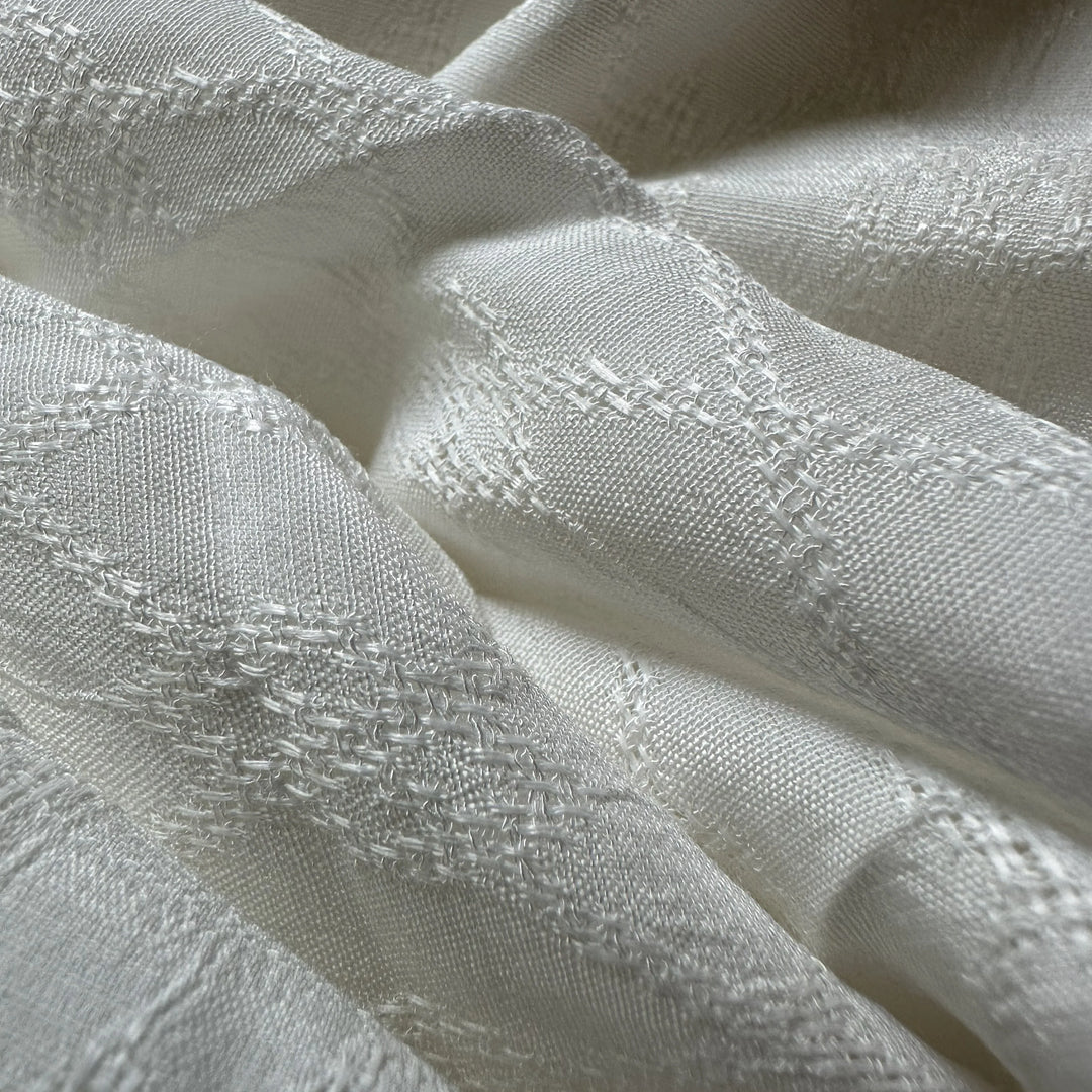 100% Organic Eucalyptus Fabric – Soft and breathable sustainable textile for fashion and loungewear