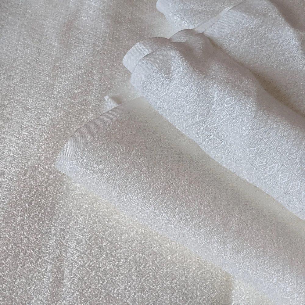 Natural Eucalyptus Fabric for Sheets and Pillowcases – Luxurious Finish