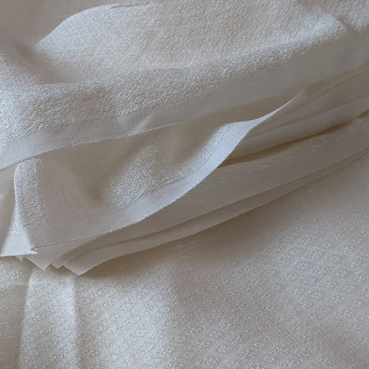 Soft Eucalyptus Bedding Fabric – Moisture-Wicking and Skin-Friendly