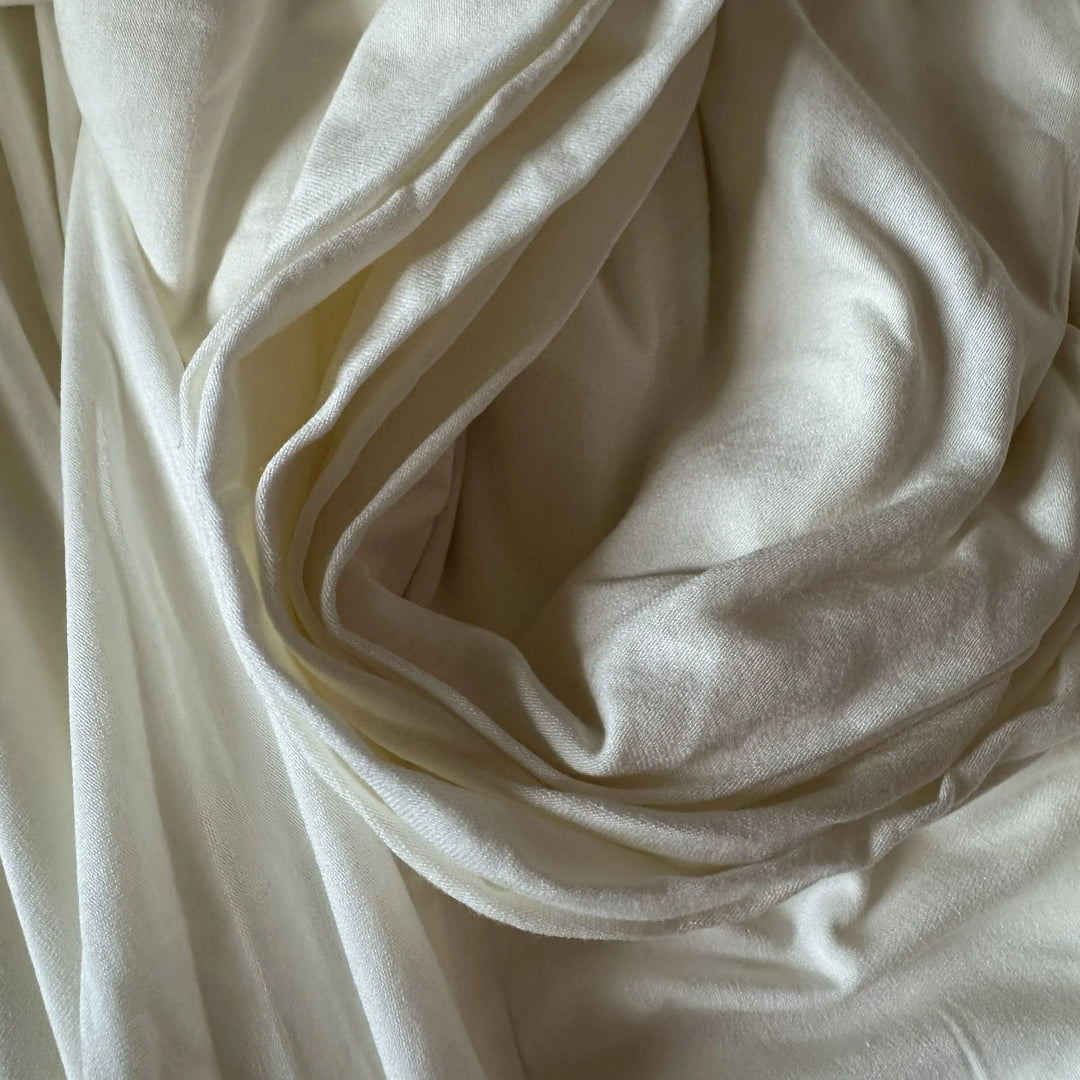 High-quality 95% milk 5% lycra knitted fabric – perfect for sportswear and loungewear